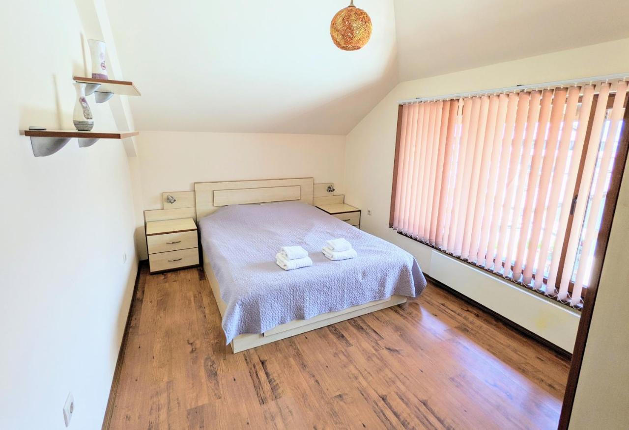 Casual Apartment Near Gondola & City Center - Neon Bansko Bagian luar foto